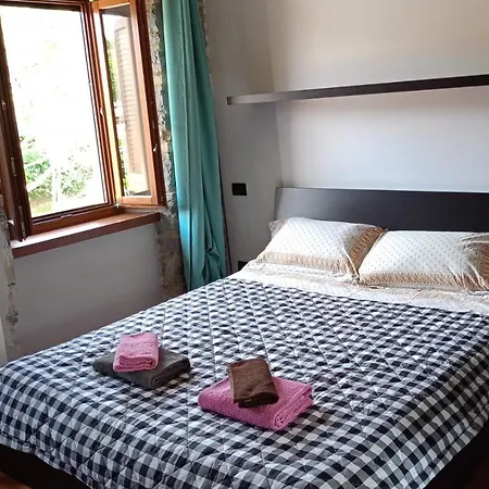 Nina 아파트 몬팔코네